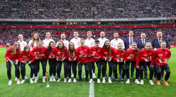 Reprezentacja Polski kobiet w beach soccerze uhonorowana na PGE Narodowym 