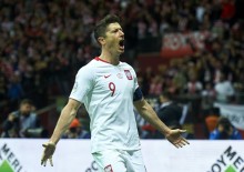 Lewandowski i Glik dają wygraną. Łotwa pokonana