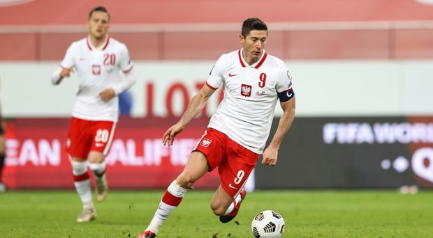 Robert Lewandowski will not play against England